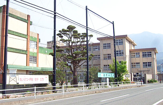 福岡市立内野小学校（約1,298m）