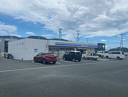 ローソン 小島5丁目店 約150m