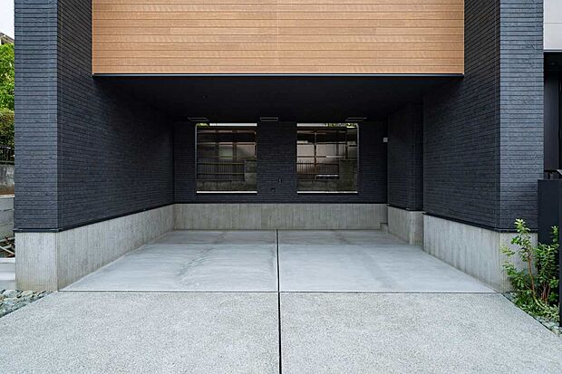 【ビルトインガレージ】愛車を守る、ビルトインガレージ。