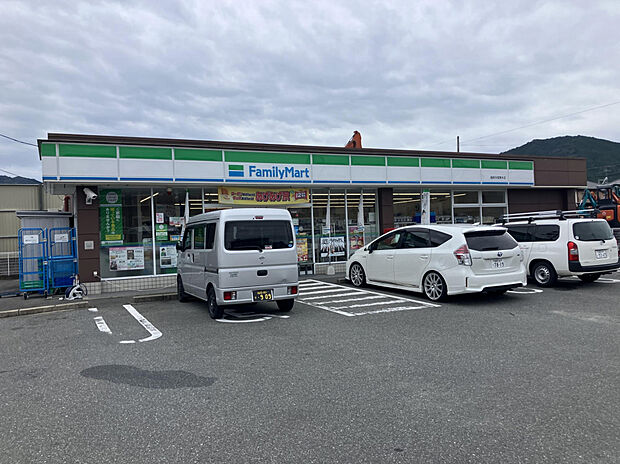 ファミリーマート福岡今宿青木店（約750m）
