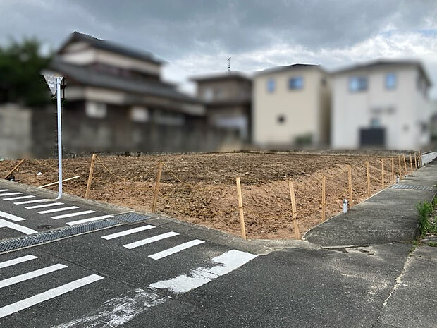 【現地写真】撮影時:2026年6月下旬建物完成予定:2026年11月上旬