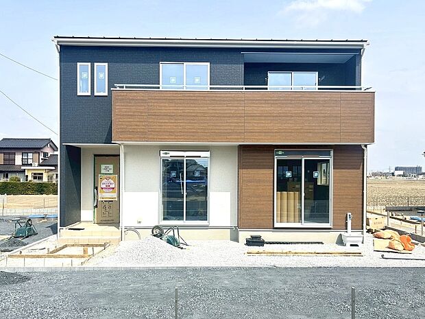 【1号棟 外観】いつでも内観可能です♪お問い合わせお待ちしております♪