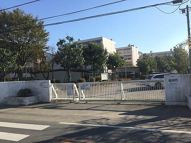 幸手市立西中学校