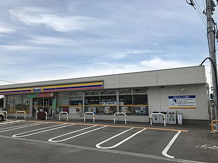 ミニストップ 高崎菅谷町店 約680ｍ(徒歩9分)