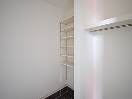【土間収納】