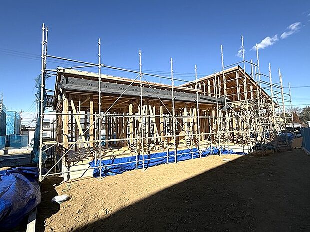 【【４号棟：現地写真】】1/23撮影　　建物上棟しました。