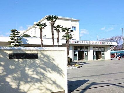 伊勢崎市立第三中学校  約480m(徒歩約6分)