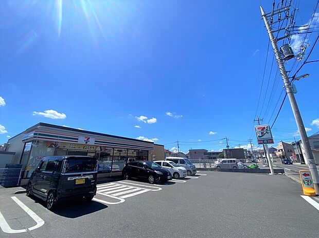 セブンイレブン 狭山ヶ丘2丁目店(約750m)