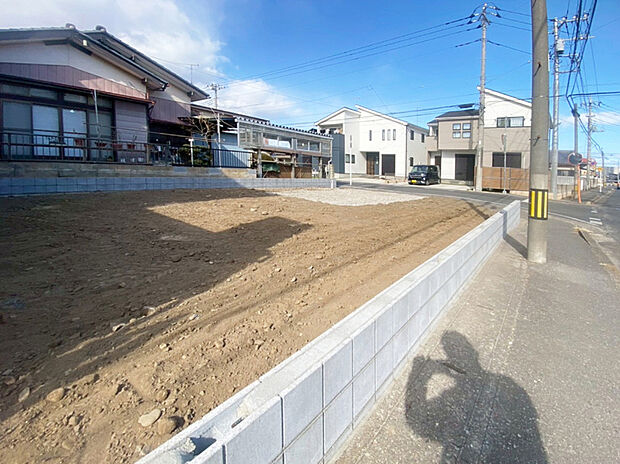 【【1号棟 現地写真】】土地37.23坪!北東角地の開放的な立地です♪(2026/1/30撮影)