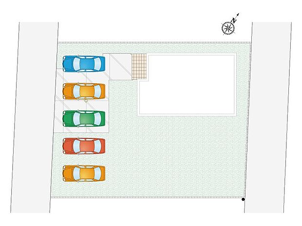 【3LDK＋2S(納戸)】並列5台以上駐車可能。広い庭は、家庭菜園や、お子さまの遊び場としても活用できますね♪