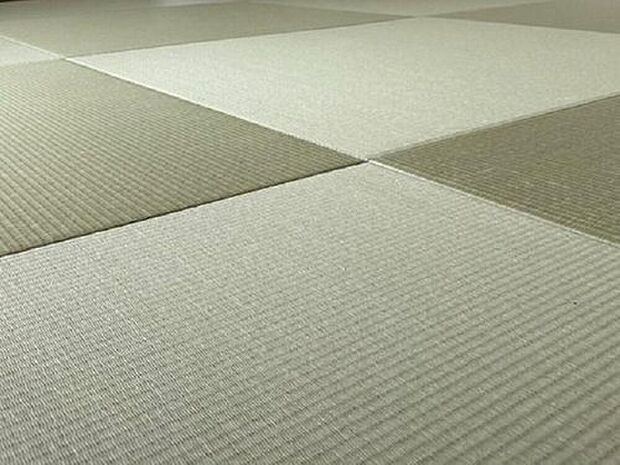 【【和室 (同仕様・施工例)】】リビングと続き間になっている4.5帖の和室は、お子様の遊び場やお昼寝スペースなど自由にお使いいただけます。
