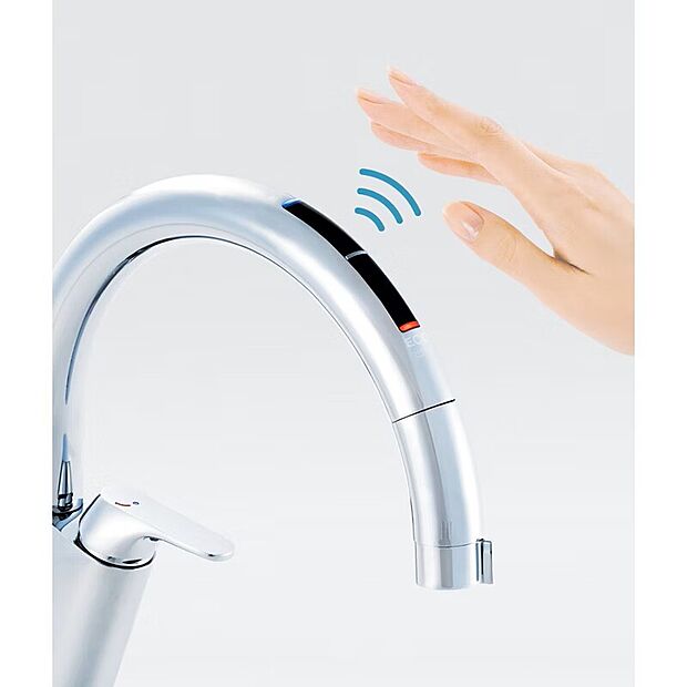 【【設備画像:リクシル、タッチレス水栓】】タッチレス水栓を採用したキッチンです。手をかざすだけで水の出し止めができ、調理中や洗い物の際にも操作しやすく、毎日の家事を快適にサポートします。