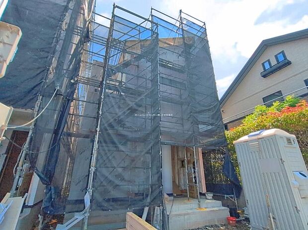 10月完成予定です！2路線2駅利用可の恵まれたロケーション♪北中野公園至近の緑豊かな住環境です