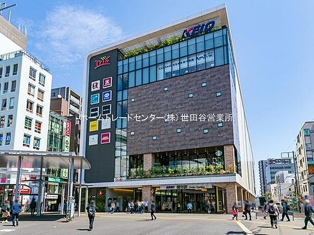 京王線「調布」駅より徒歩9分のロケーションです。
