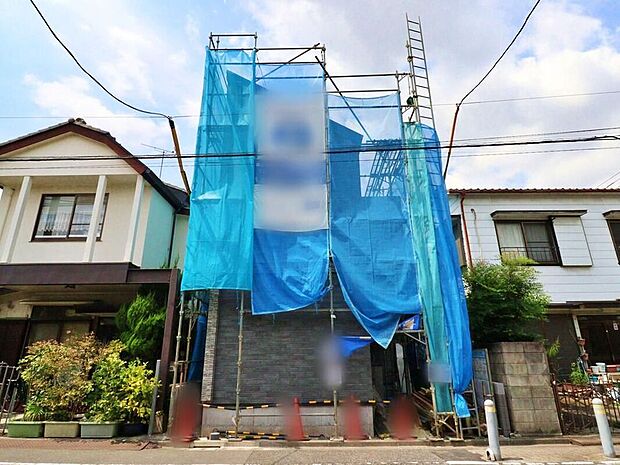 【現地外観写真】9月完成予定です!2路線2駅利用可の駅近ロケーション♪南長崎はらっぱ公園至近の緑豊かな住環境です!