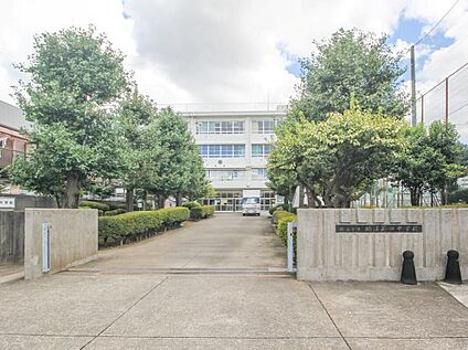 狛江市立狛江第四中学校 222ｍ(徒歩3分)