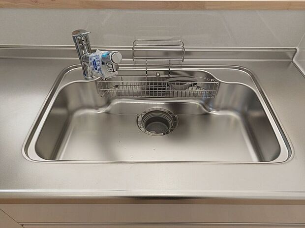 【その他設備】広いシンクで洗い物も余裕のスペース♪