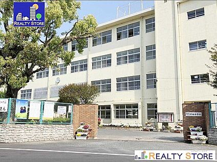 福岡市立曰佐中学校 1320m