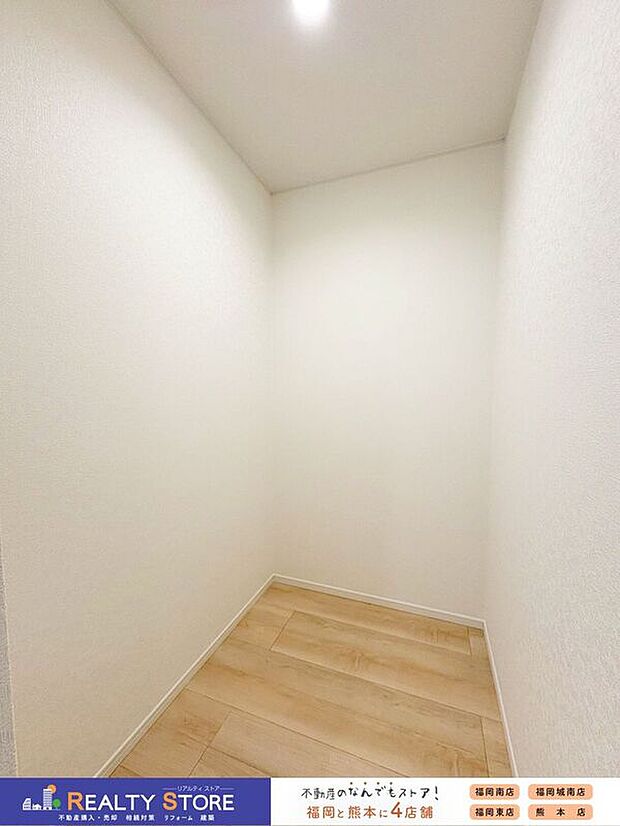 【収納】〈1号棟〉☆パントリー☆