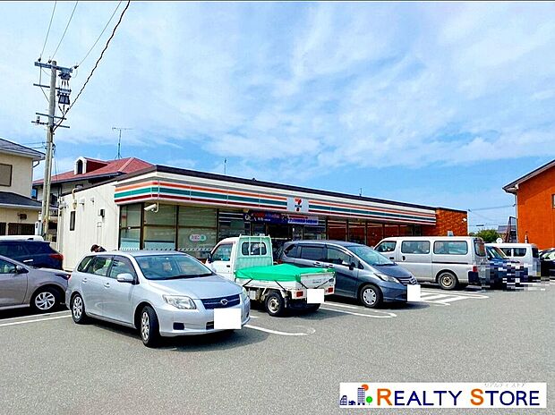 セブンイレブン須恵新原店(約550m)