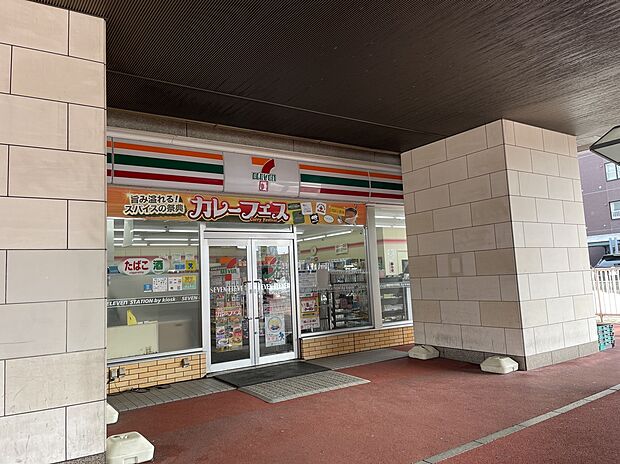 セブンイレブン北海道ST新琴似店まで徒歩6分（2023年3月撮影）