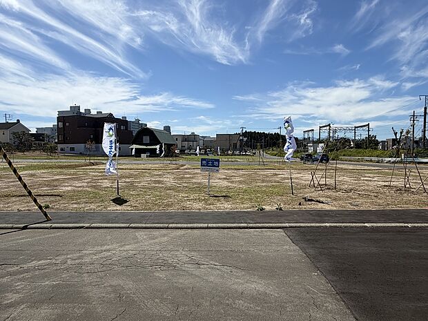 【区画2】正面：141.12m2（42.68坪）の整形地（2026年8月撮影）