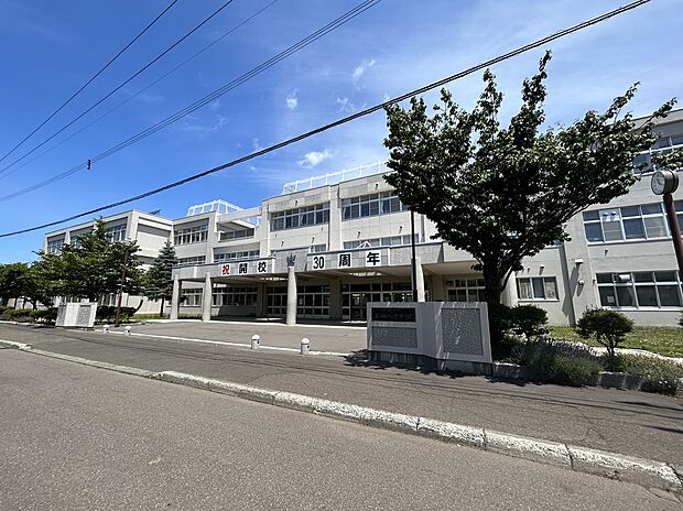 前田北中学校まで徒歩9分（2023年6月撮影）