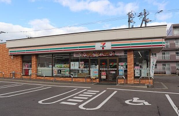 セブンイレブン札幌前田4条店