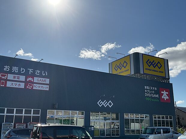 ゲオ滝川東町店