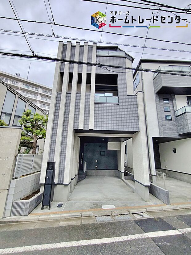 ☆外観の様子☆
希少エリアに洗練されたデザインの新築戸建て誕生です♪
ＪＲ埼京線「北赤羽」駅歩９分の好立地♪