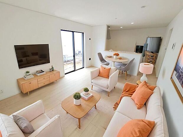 ☆Livingroom☆自然光に包まれたリビング。あふれる陽光の輝き、子どもたちの笑顔も光り輝いて見える。※家具をCGで加工しています。家具付き販売ではございません。