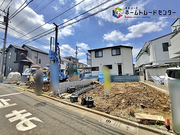 ☆現地の様子☆
おしゃれなデザイン住宅!閑静な住宅地♪≪本日見学可能≫地震に強い家♪
食洗機付き対面式キッチン♪
