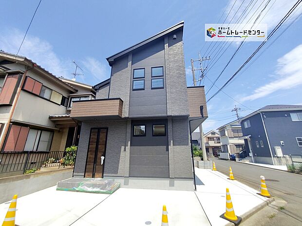 ☆現地の様子☆
ゆったり約6m幅の道路に面した開放感ある角地で日当たり良好☆
当日のご見学予約も承ります。お気軽にお問合せ下さいませ♪