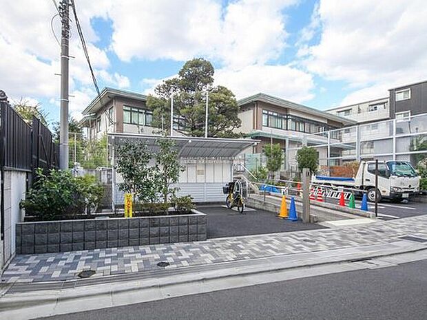 志茂保育園(約440m)