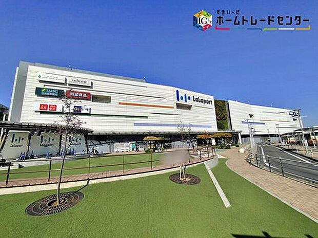 ららぽーと富士見（約2,600m）