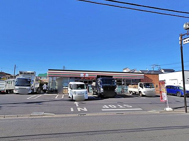 セブンイレブン練馬大泉町2丁目店(約160m)