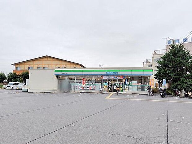 ファミリーマート朝霞膝折一丁目店（約400m）