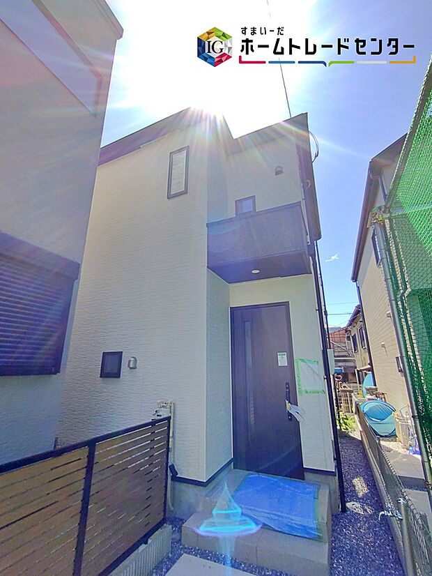 【現地外観写真】旧川越街道沿いの利便性に優れた好立地！周辺でお買い物が済んでしまうので、小さなお子様がいらっしゃるご家族にもおすすめです。