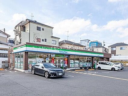 ファミリーマート朝霞膝折三丁目店 509m(徒歩7分)