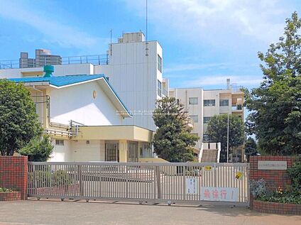 ふじみ野市立亀久保小学校 800ｍ(徒歩10分)