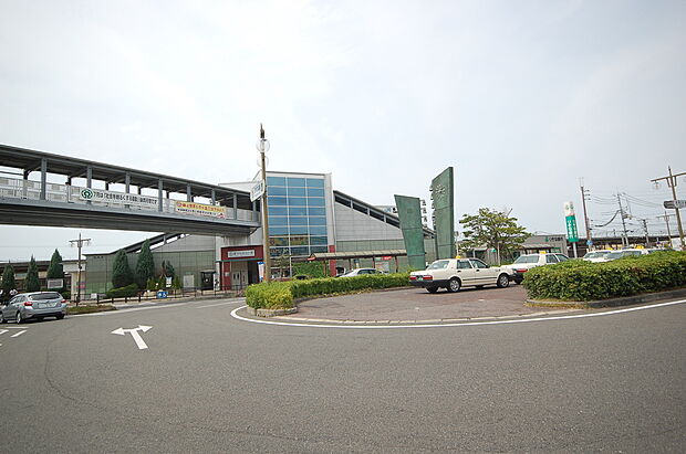 JR阪和線　熊取駅（約2,100m）
