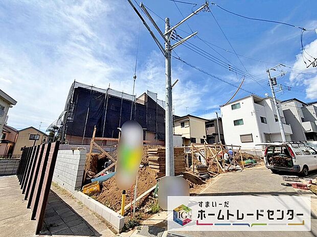 今から見たい!大歓迎です♪ お気軽にホームトレードセンターまでお問い合わせください。 閑静な街並みの分譲地を是非現地にてご覧ください。 近隣の物件も併せてご紹介することも可能です。
