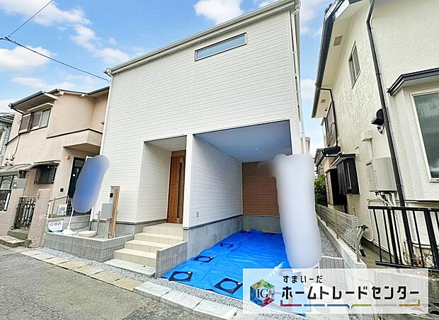 【前面道路含む現地写真】閑静な住宅街は落ち着いた新生活を送るのにぴったりです♪ これだけではない魅力が、現地できっと見つかる！お問合せをお待ちしております。お問い合わせ・資料のご請求などもお気軽にどうぞ。