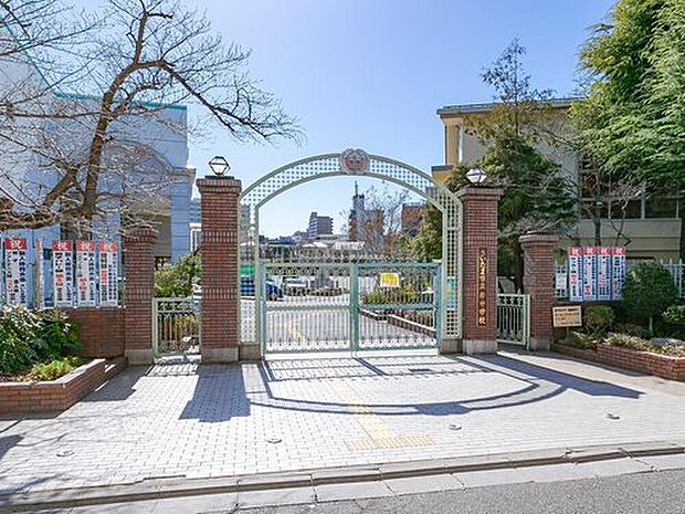 さいたま市立岸中学校（約1,000m）