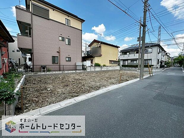 【現地写真】休日にご家族揃ってご見学はいかがでしょうか♪実際の現地を見てみると、図面などではわからない新たな発見もございます。まずはお気軽にお問い合わせください!