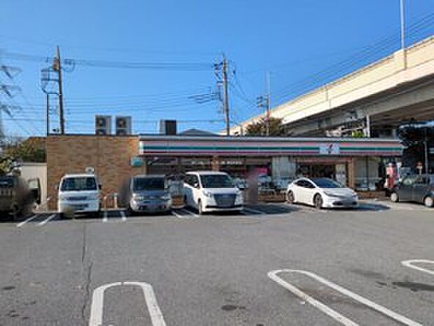 セブンイレブン川口安行慈林店（約650m）