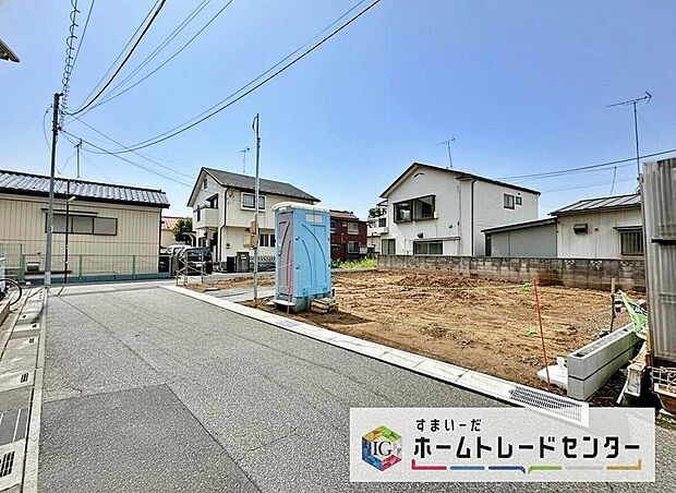 【前面道路含む現地写真】閑静な住宅街は落ち着いた新生活を送るのにぴったりです♪ これだけではない魅力が、現地できっと見つかる！お問合せをお待ちしております。お問い合わせ・資料のご請求などもお気軽にどうぞ。