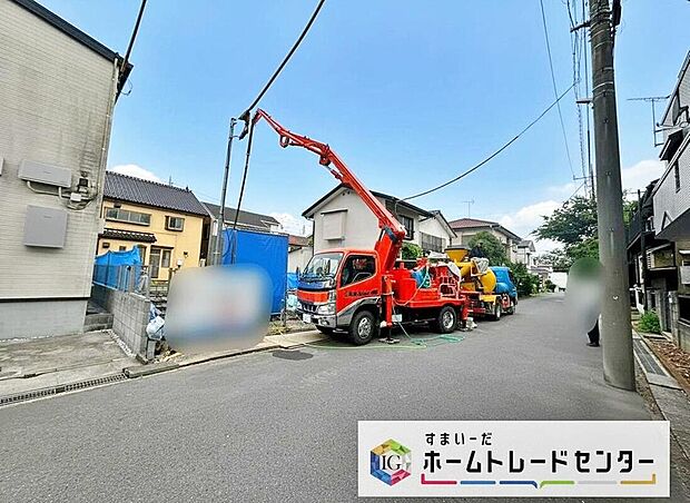 【前面道路含む現地写真】閑静な住宅街は落ち着いた新生活を送るのにぴったりです♪ これだけではない魅力が、現地できっと見つかる！お問合せをお待ちしております。お問い合わせ・資料のご請求などもお気軽にどうぞ。