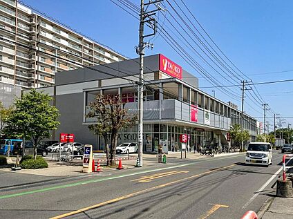 ヤオコー岩槻西町店 1700m(徒歩22分/車4分)