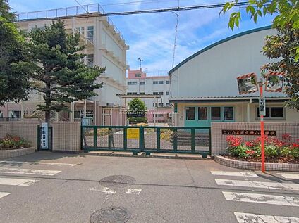 さいたま市立原山小学校 700m(徒歩9分)